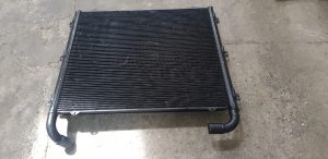 Radiador o Enfriador de Aceite Hidráulico, Kato 820-3 Kato 820R