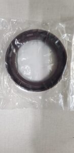 Retenedor delantero motor Isuzu 6BG1